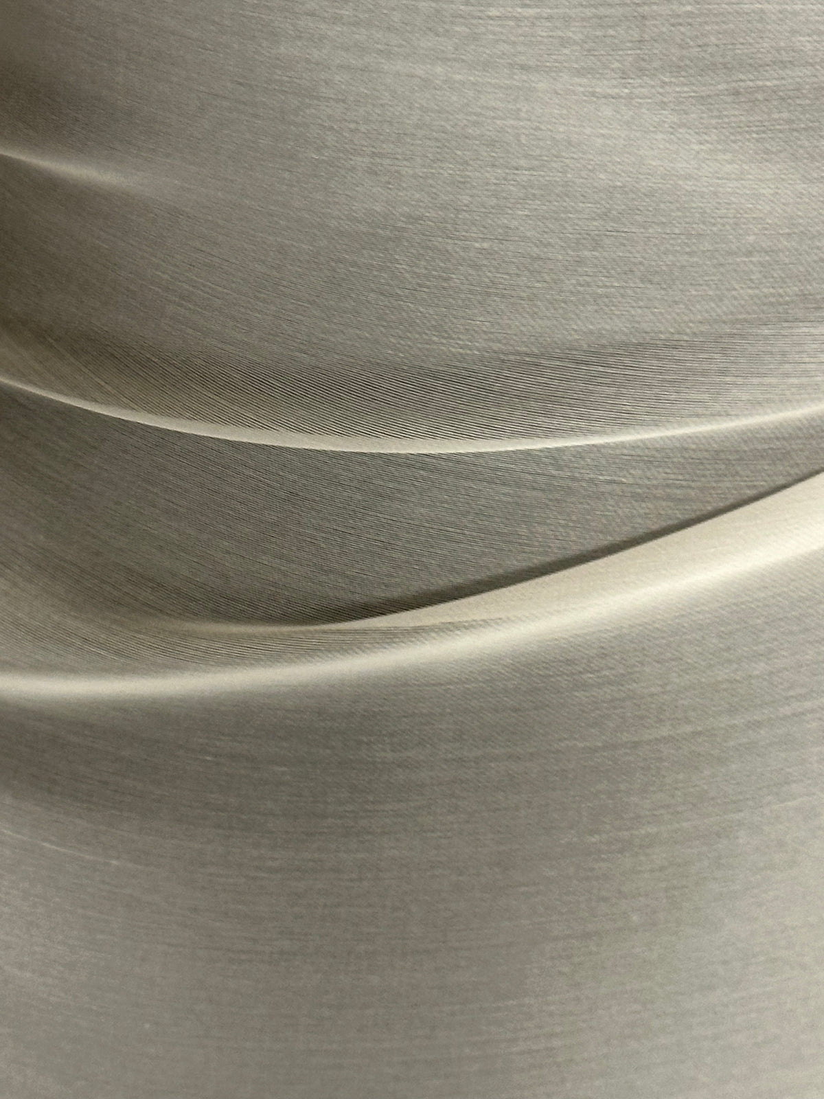 Elfenbeinfarbener Seidensatin-Organza - P771