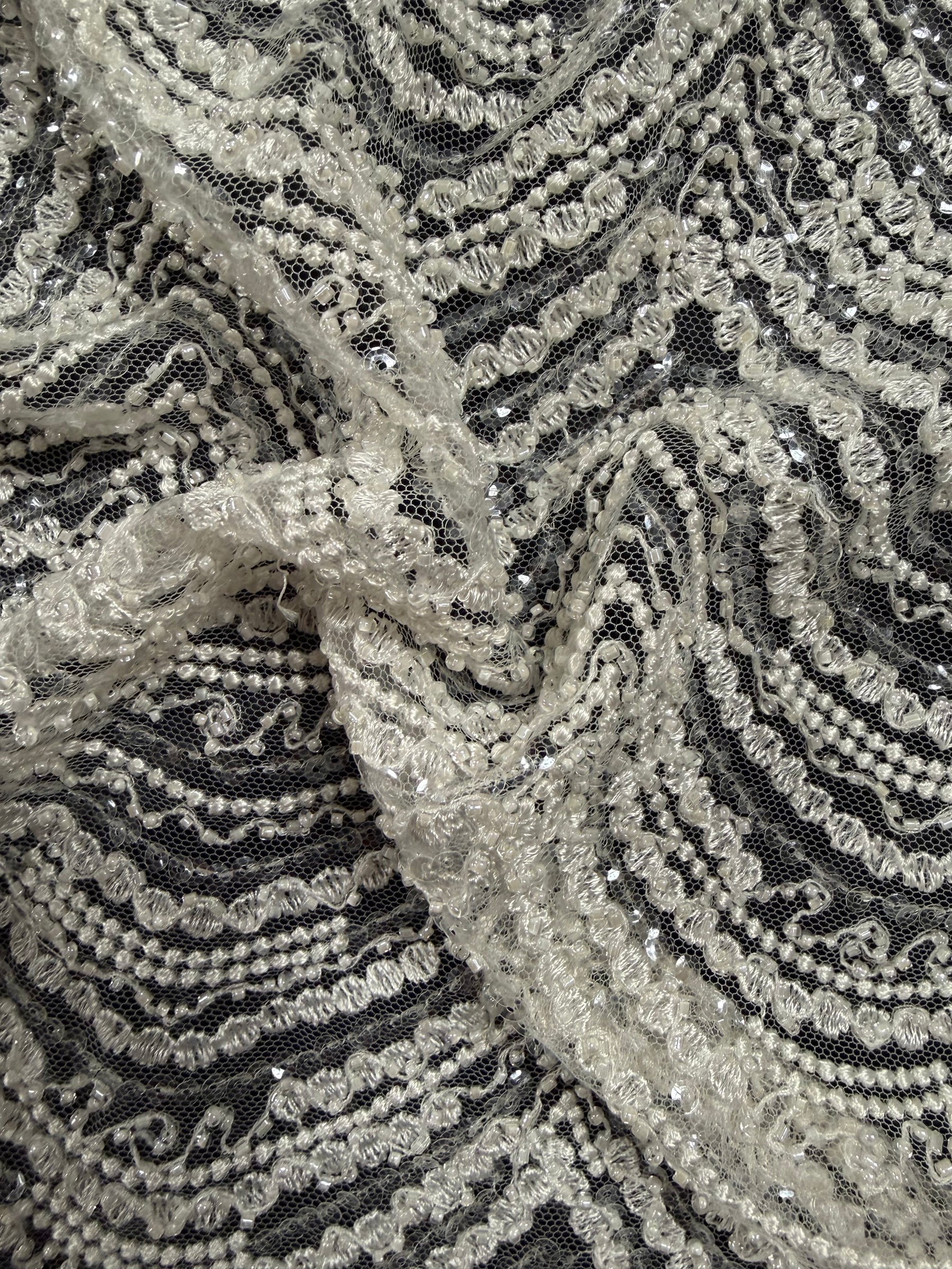 Elfenbeinfarbener Perlentüll - EB1014