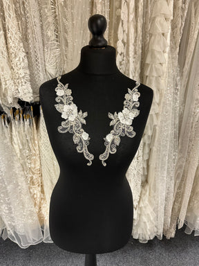 Ivory Beaded Lace Appliques - T334