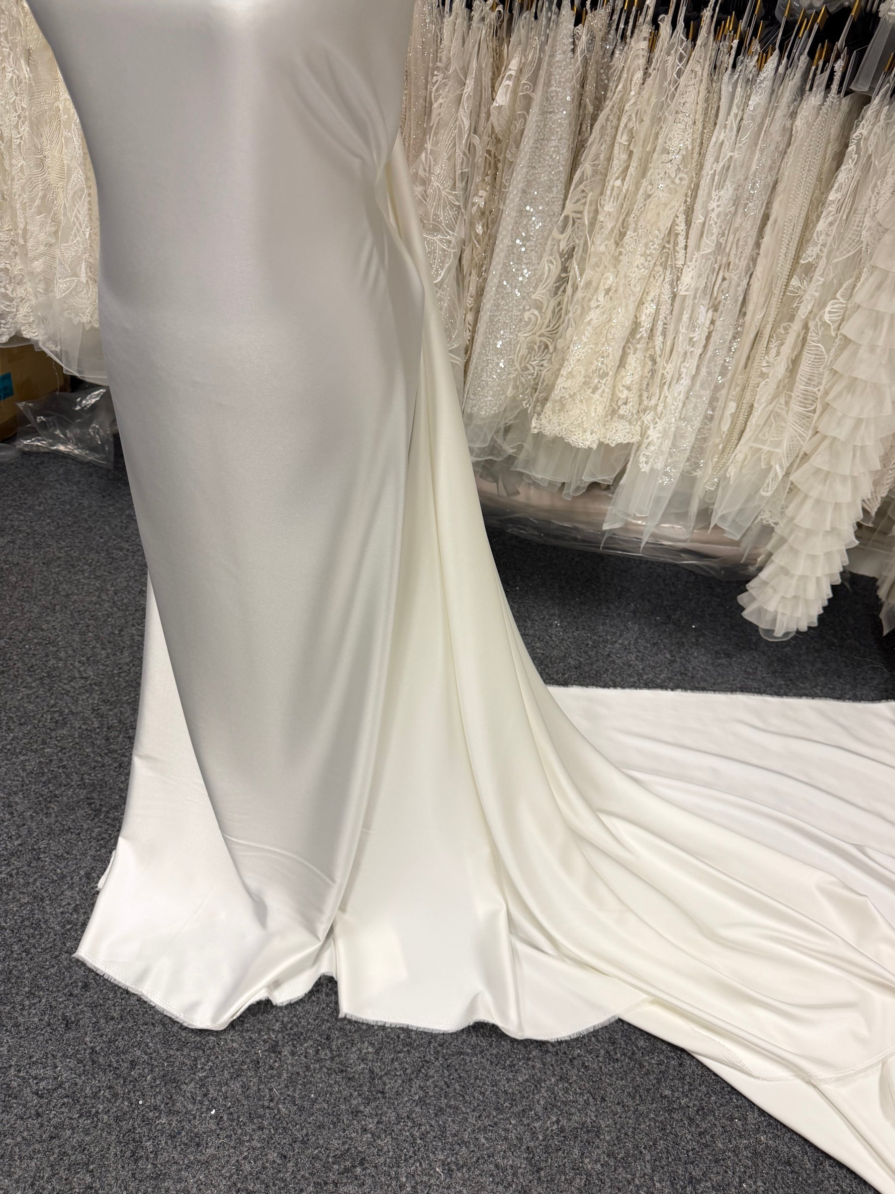 S Elfenbein Schwerer Weicher Satin - PB1014