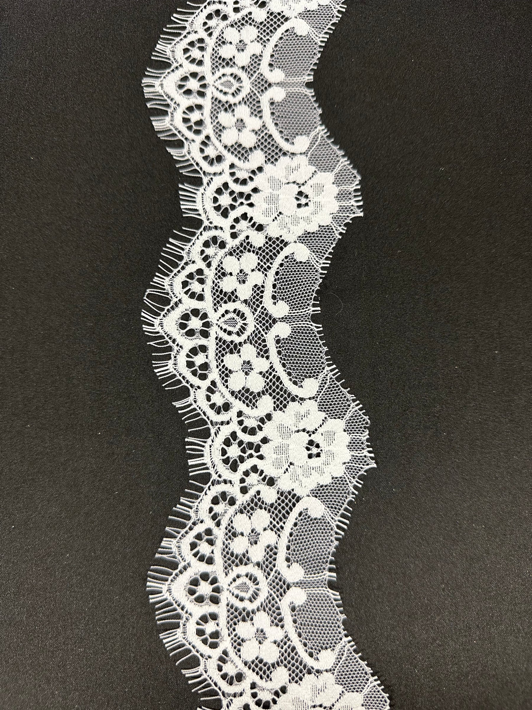 Weiße Spitzenborte - EF4010