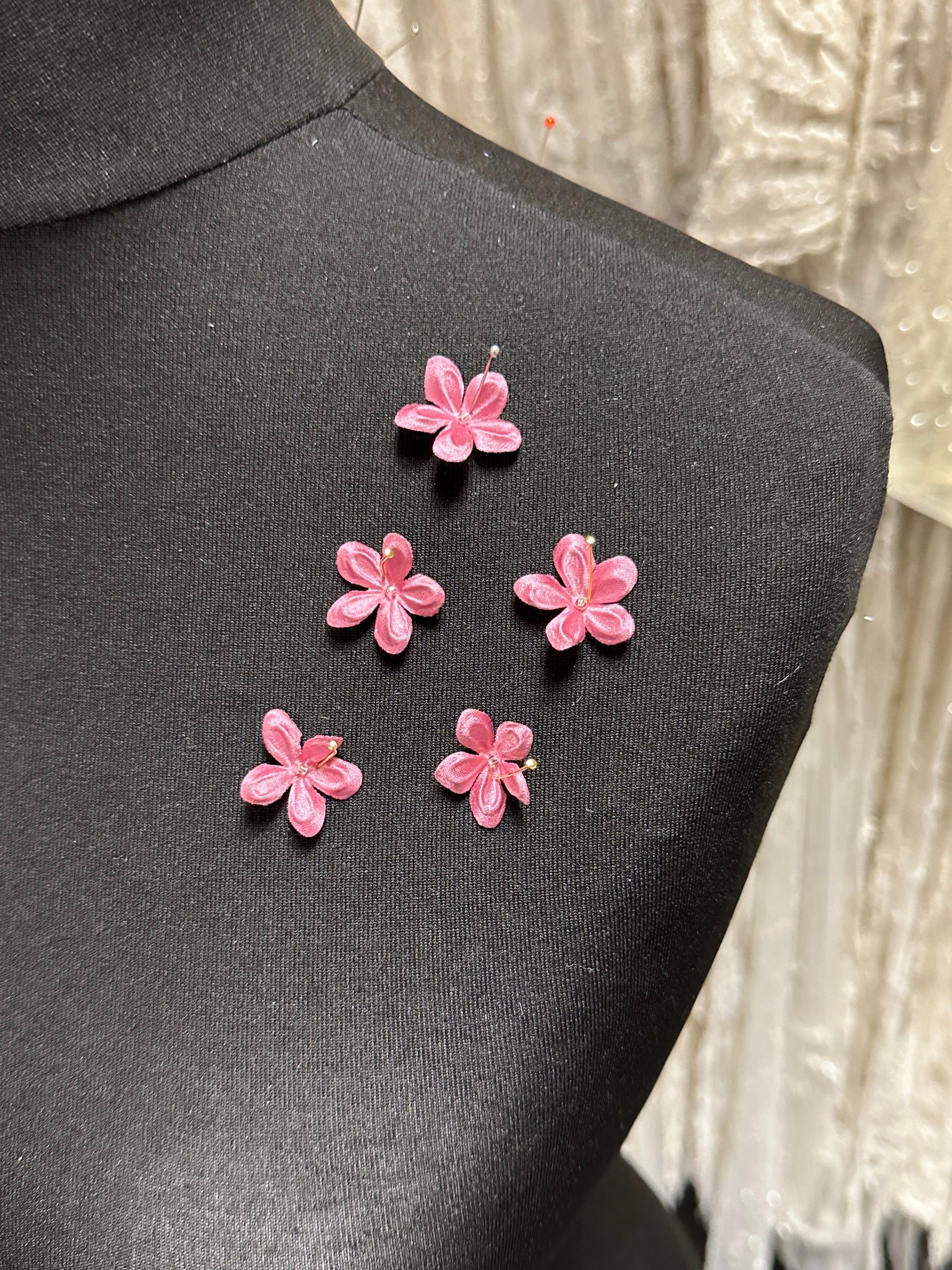 Rosen-Satinblumen - M13 (Beutel mit 144 Stück)