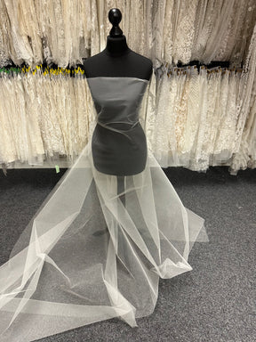 Hellelfenbeinfarbenes Netzkleid - Maestro