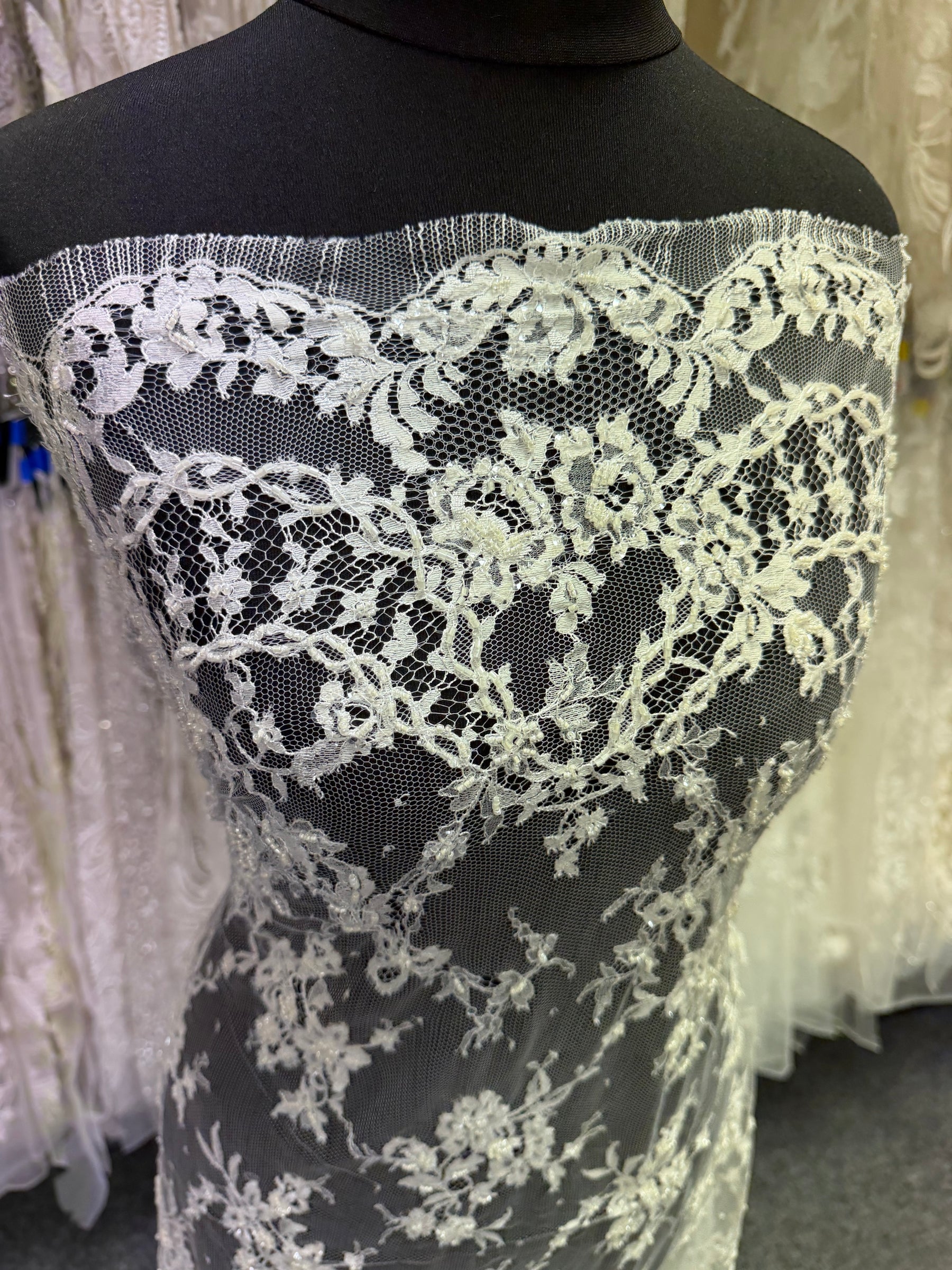 Ivory Beaded Chantilly Lace - P362