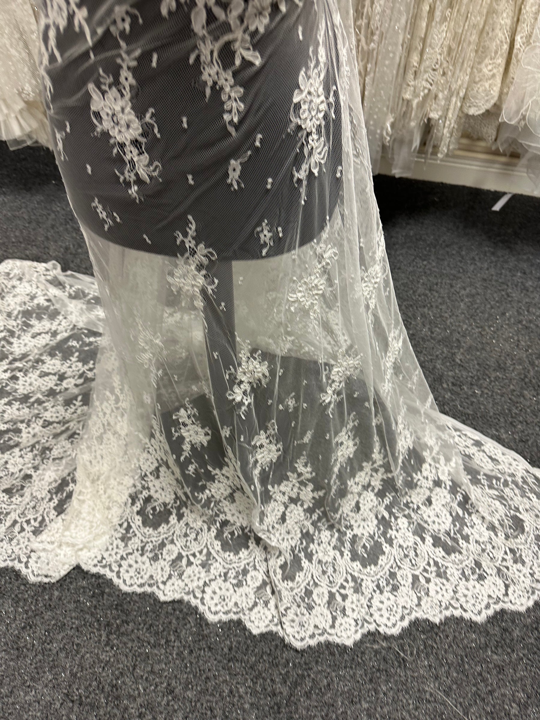 Hellelfenbeinfarbene Kordelspitze - Eloise