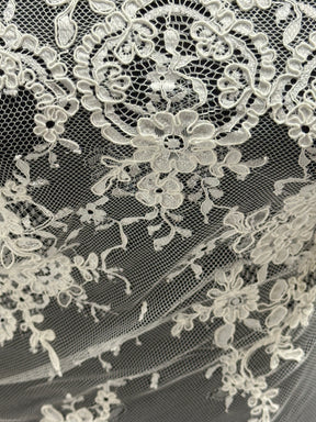 Hellelfenbeinfarbene Kordelspitze - Eloise