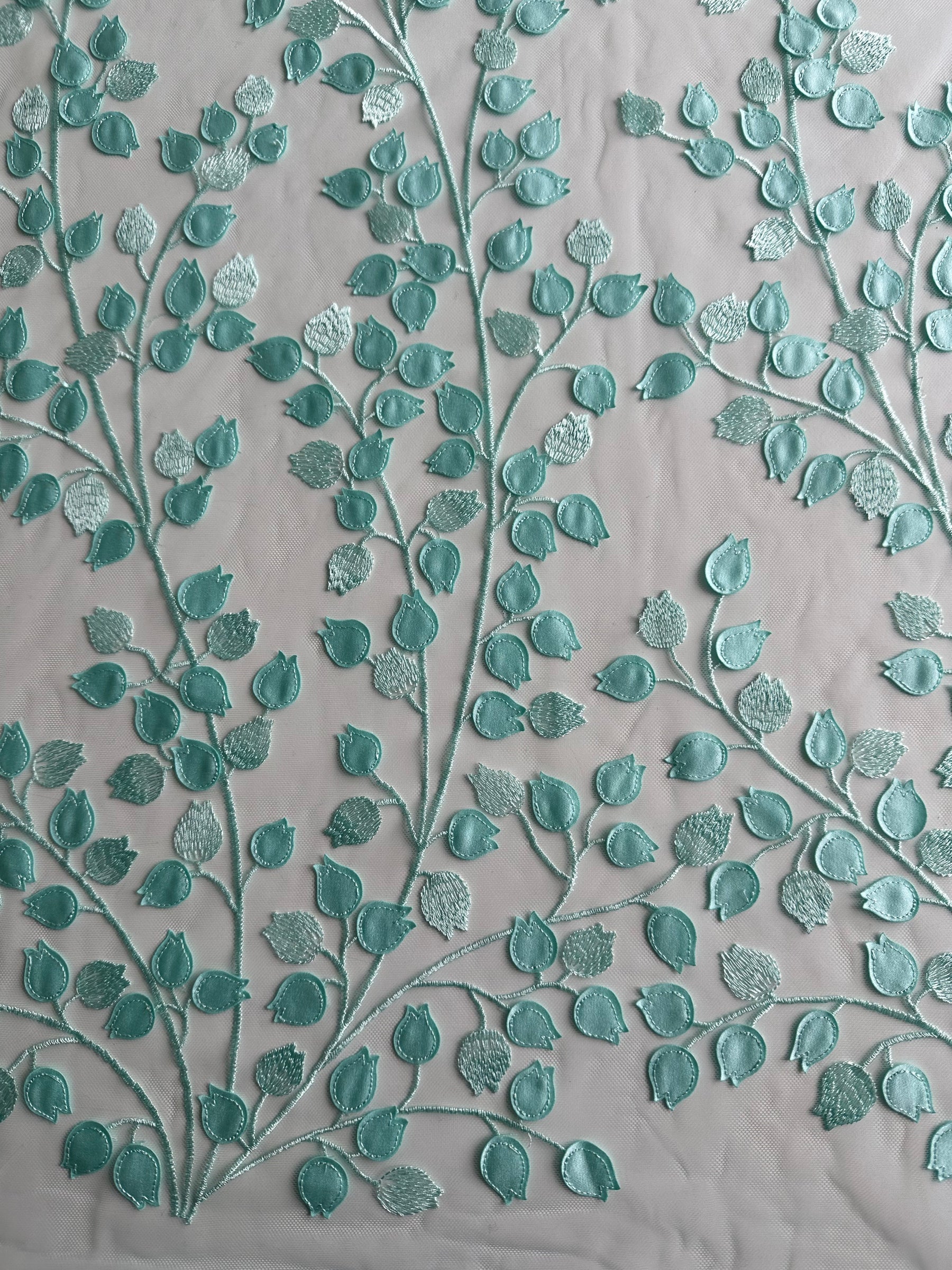 Türkisfarbene 3D-Stickspitze - EB5034