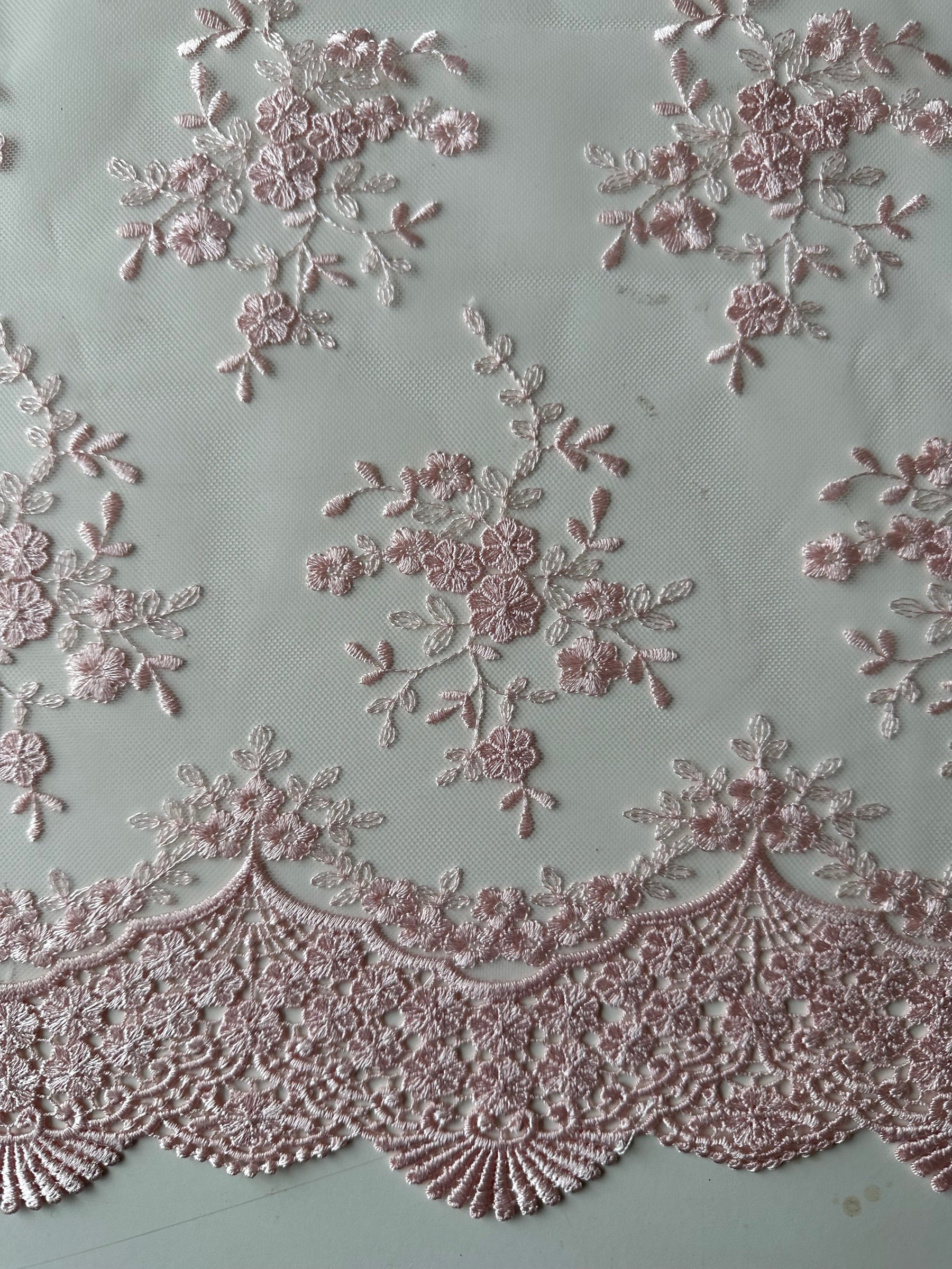 Babyrosa bestickte Spitze - Kirsty