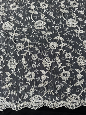 Elfenbeinfarbene Kordelstickerei - P430