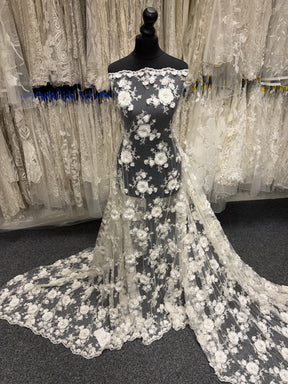 Ivory 3D Lace - P588