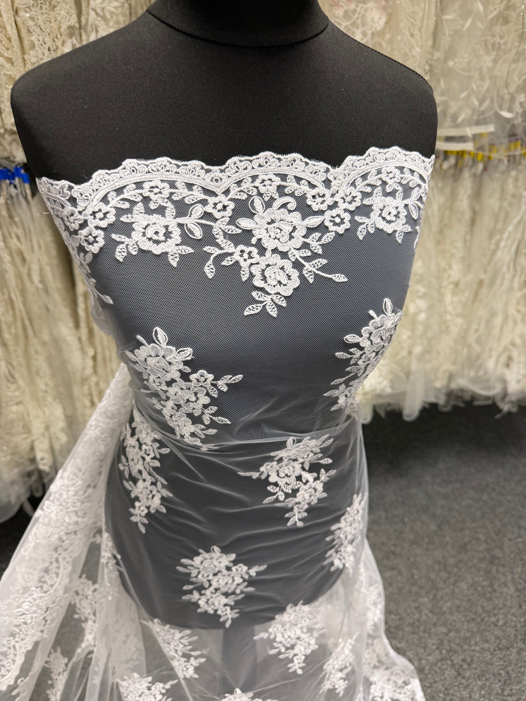 White Corded Lace - P898