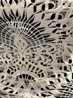 Elfenbeinfarbene Spitze mit recyceltem Polyester – LB2014