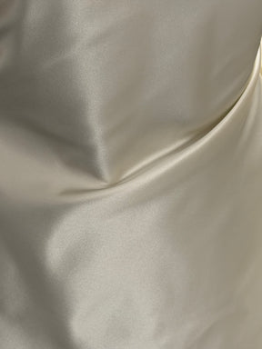 Helles Elfenbein Seide Duchesse-Satin - P755