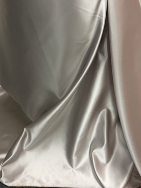 Nerz 2-farbig Satin - P84