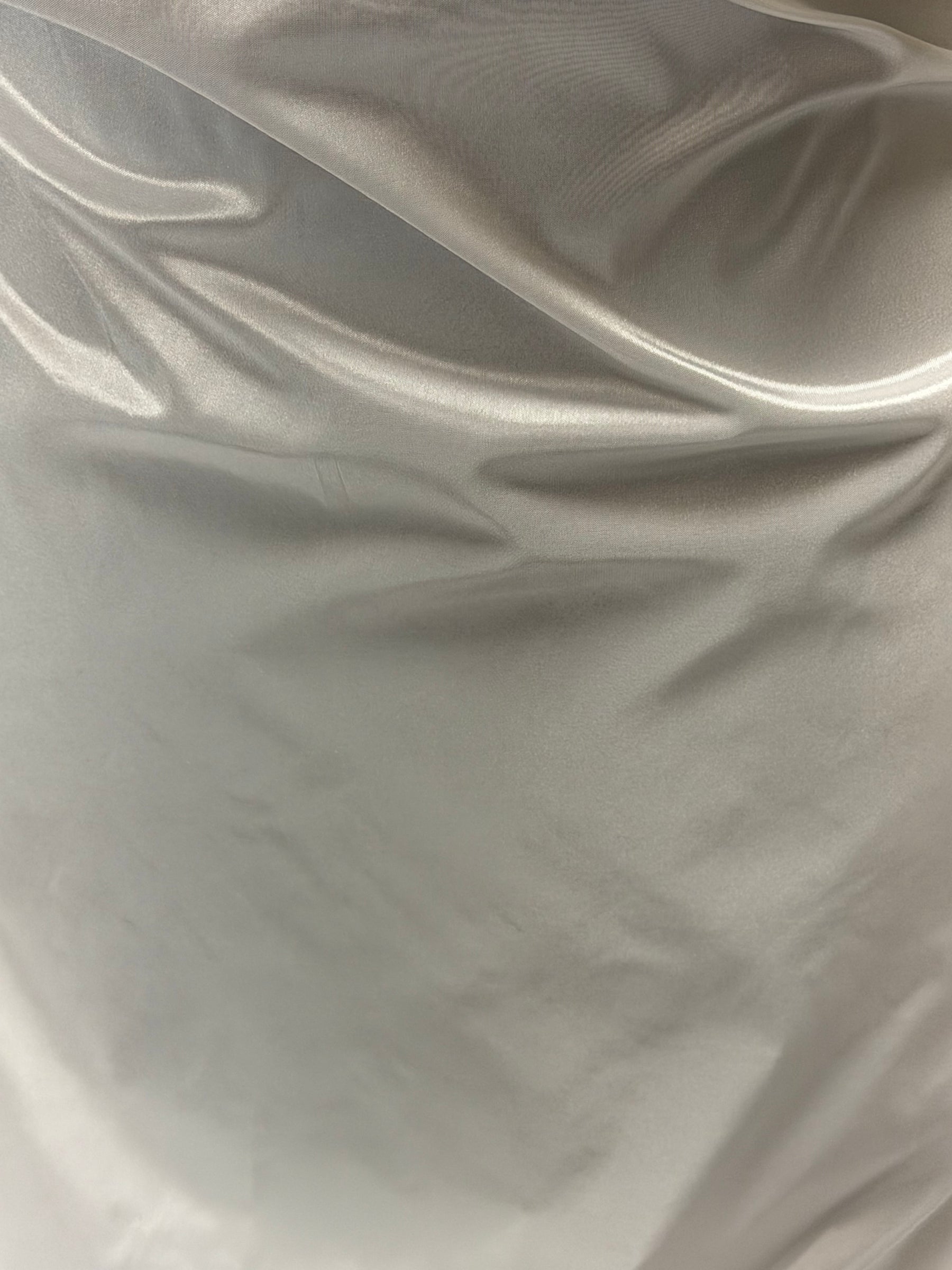 Weißer Polyestertaft - P599
