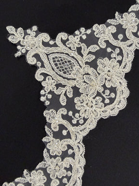 Ivory Corded Beaded Sequin Edging - T887