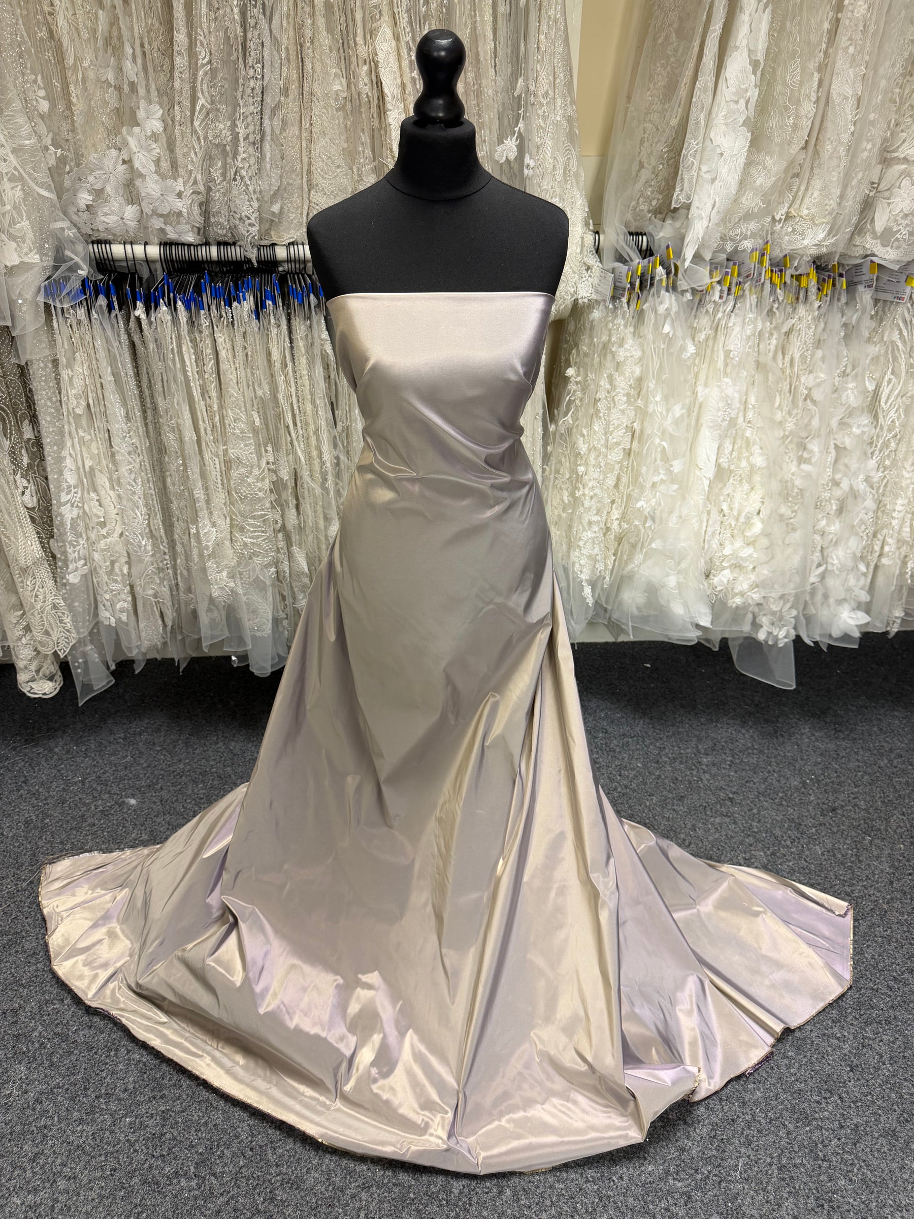 Violett/Goldener Polyester-Taft - P600