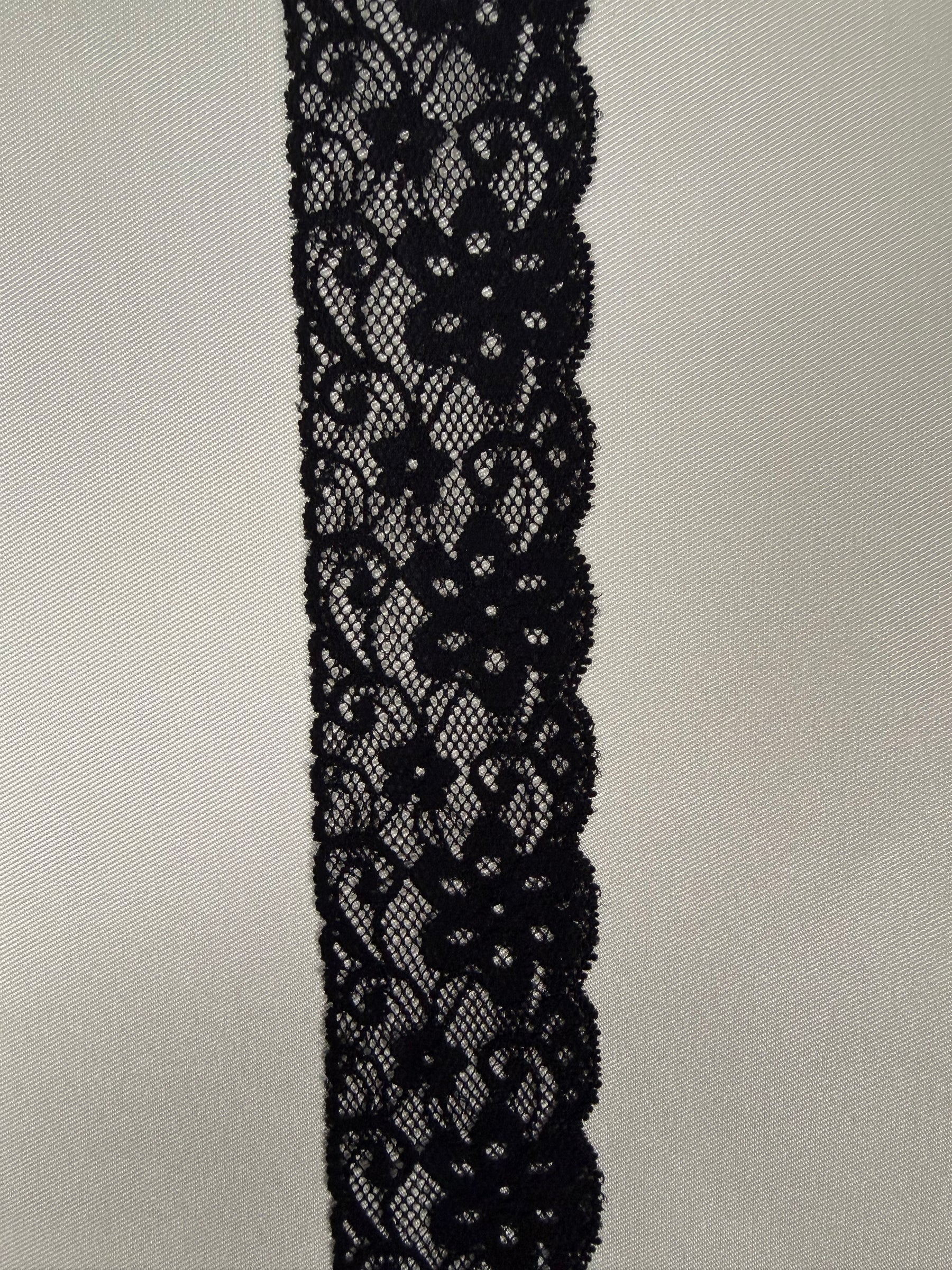 Schwarzes Stretch-Einfassband - EF4006
