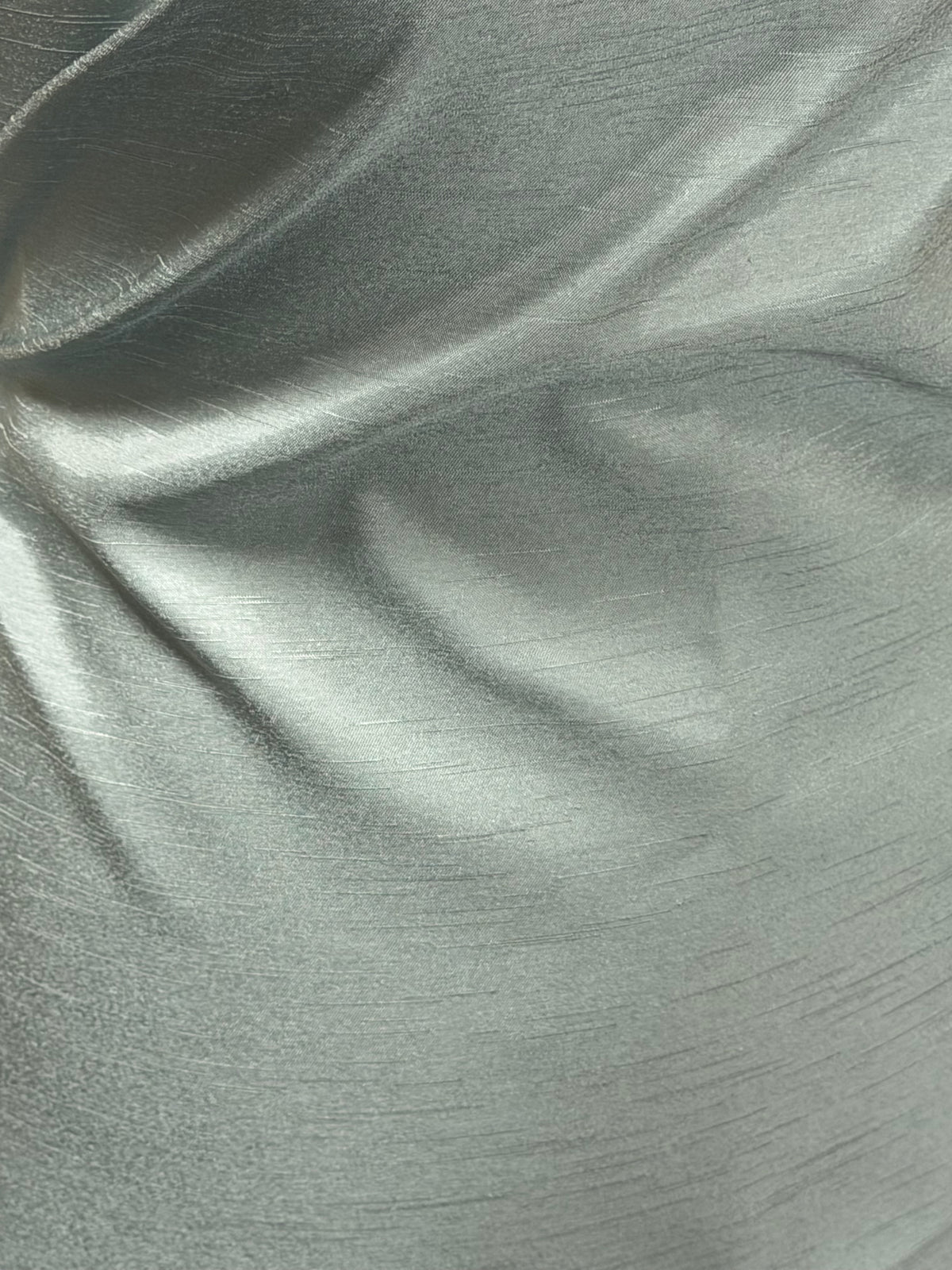 Salbeifarbenes Dupion mit Polyester-Satin-Rückseite – Klarheit (P967)