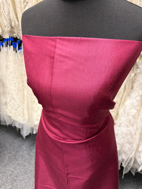 Dupion aus Polyester mit Satinrücken in dunklem Weinrot – Klarheit (P967)