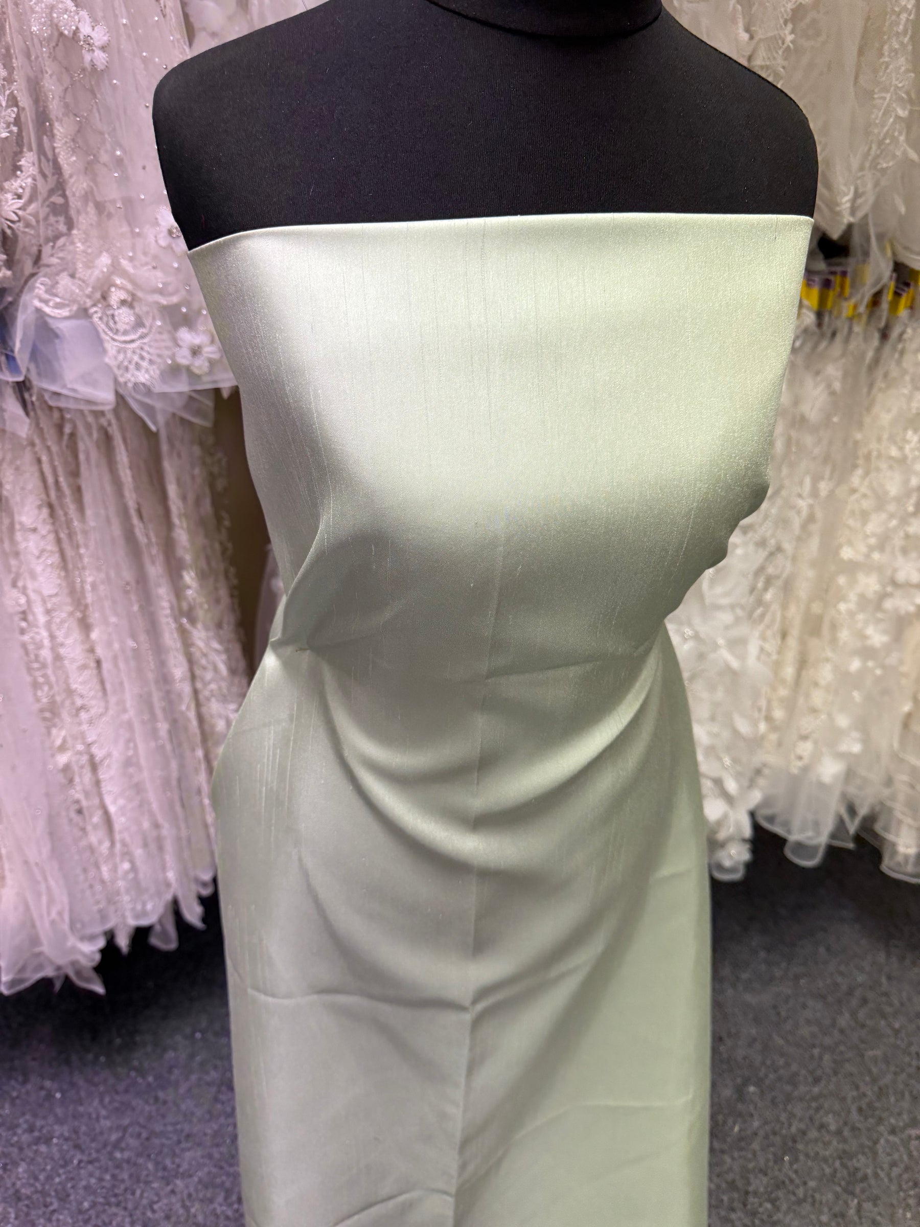 Mintfarbenes Dupion mit Polyester-Satin-Rückseite – Klarheit (P967)