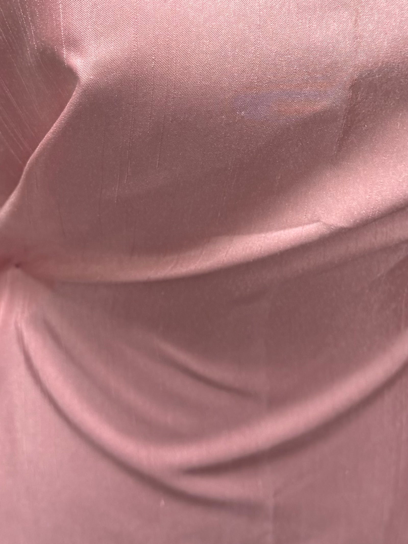 Hellrosa Dupion mit Polyester-Satin-Rückseite – Klarheit (P967)