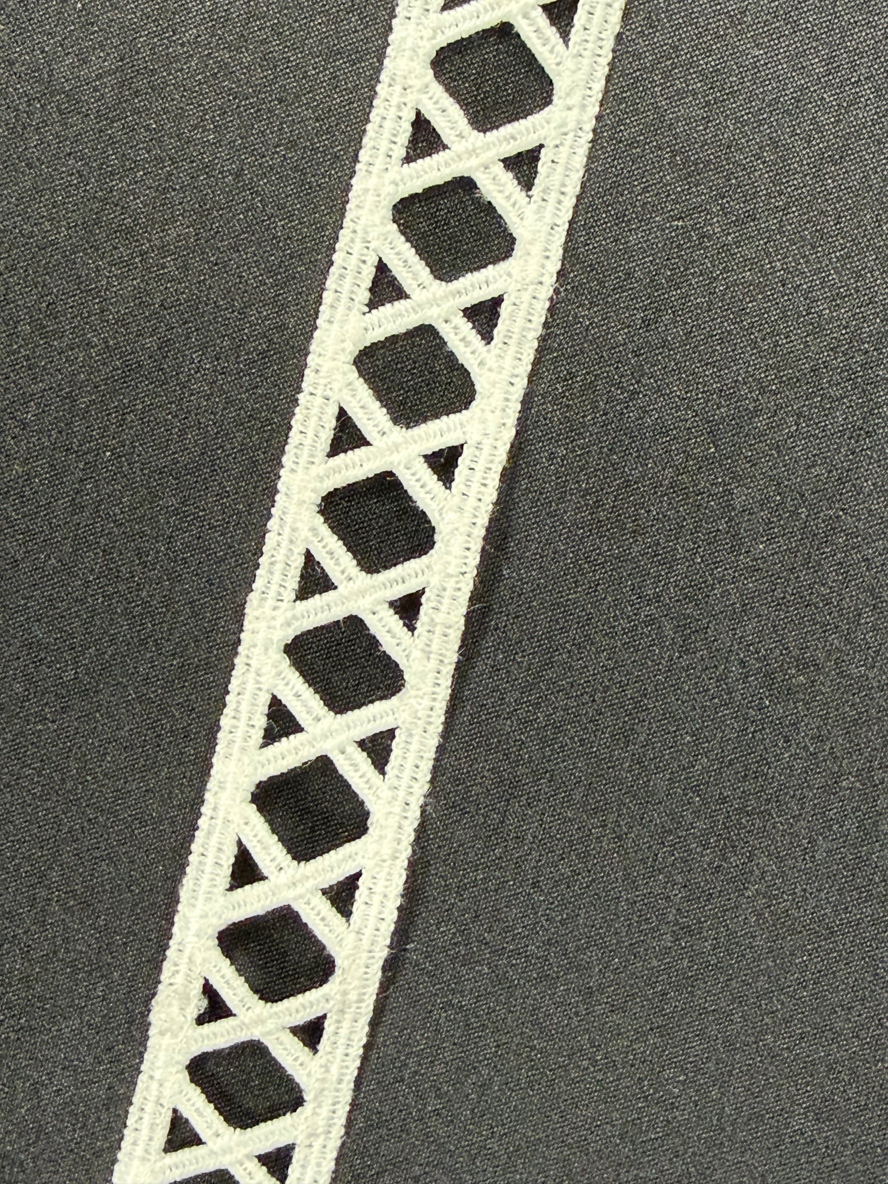 Elfenbeinfarbene Kante - EH4009