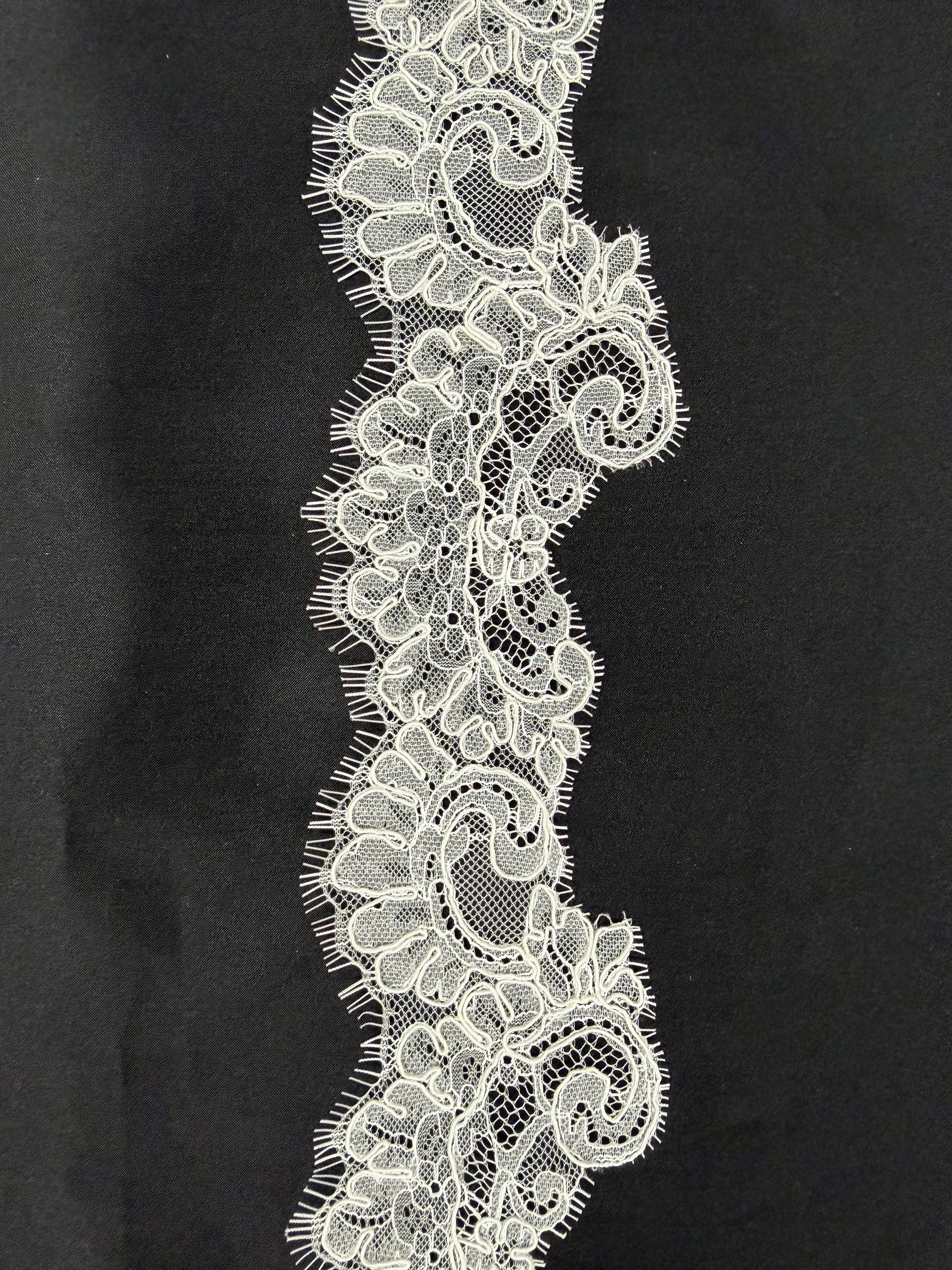 Ivory Corded Lace Trim - Zaru