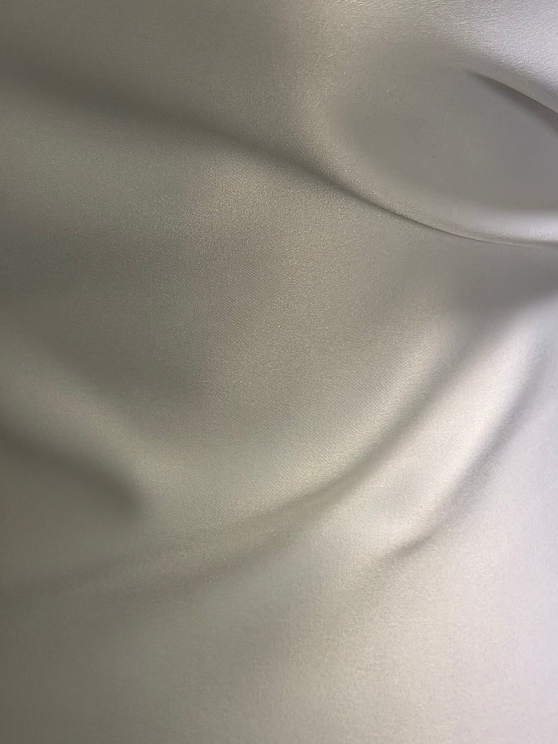 Helles Elfenbein Duchess Satin - P47