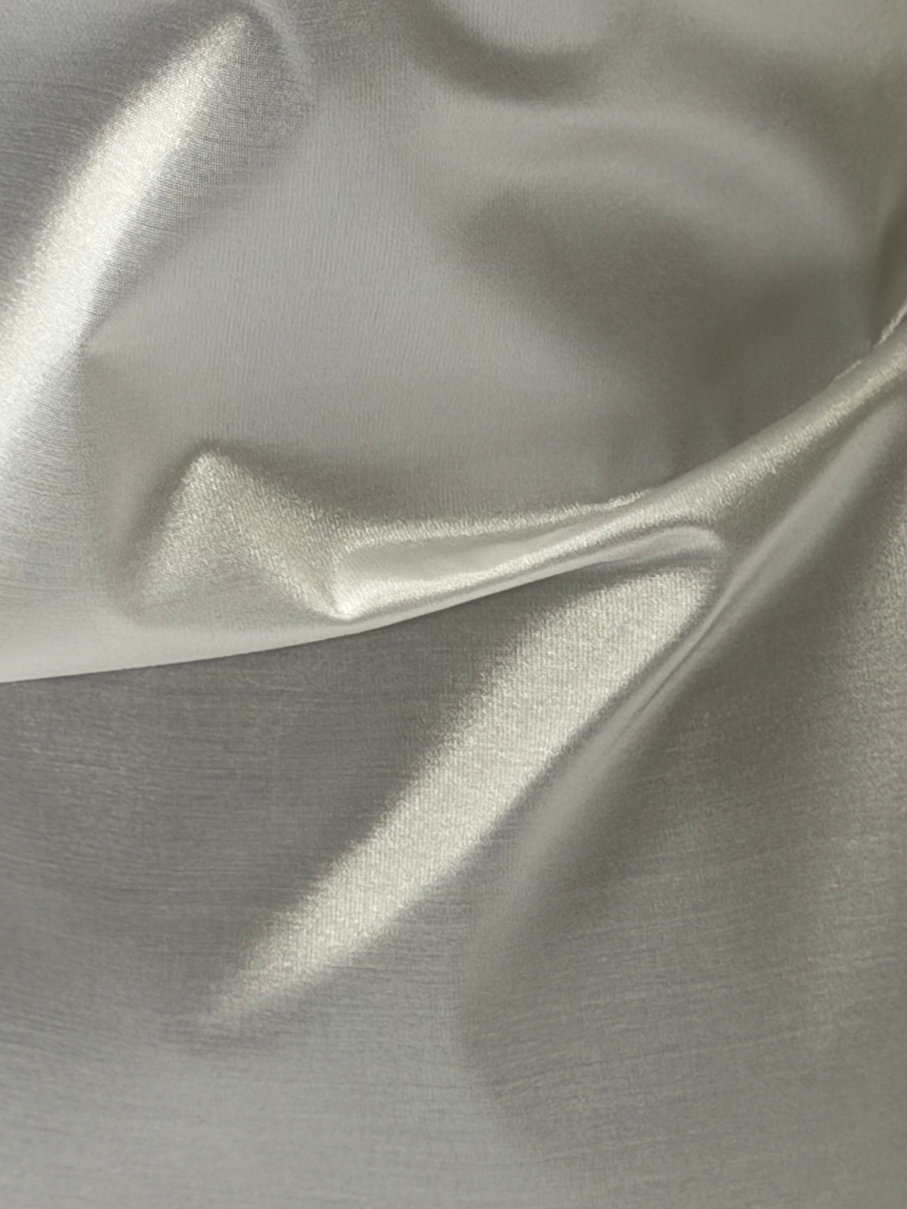 Weißer Seidenmischungs-Organza-Taft - P607