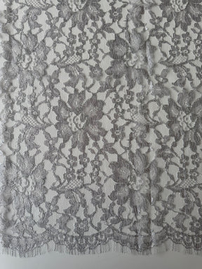 Silbermetallic Chantilly-Spitze - P184