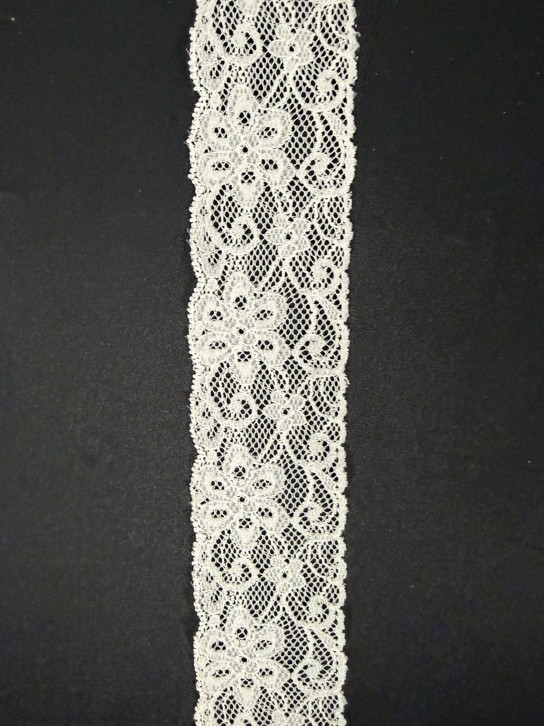 Elfenbeinfarbene Stretch-Borte – EF4006