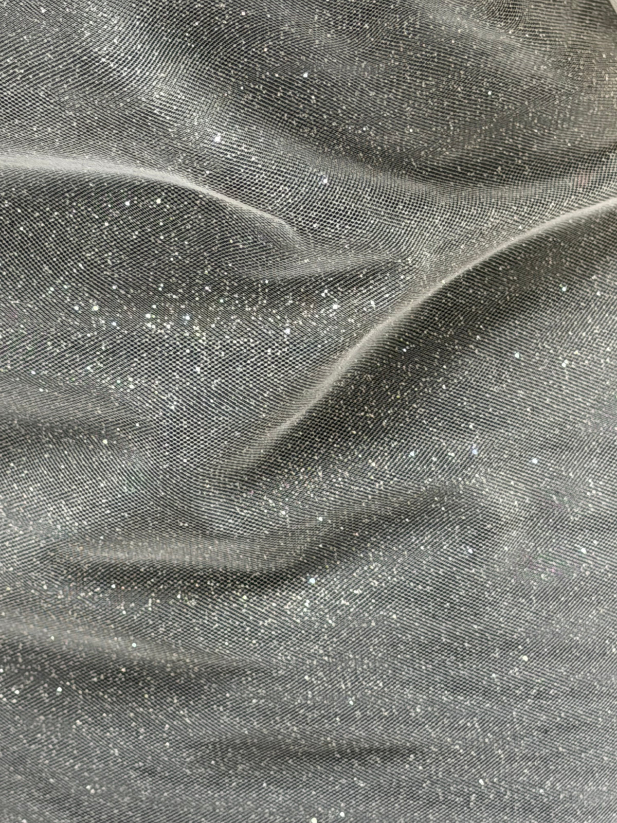 Elfenbeinfarbener Tüll mit silbernem Glitzer - P15