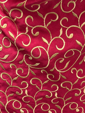 Heller Wein/Dunkelgold bestickter Duchess Satin - P476