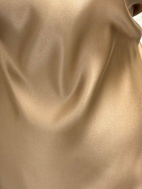 Kaffeefarbener Polyester-Duchesse-Satin – Contessa