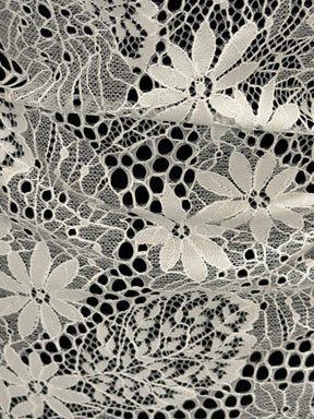 Ivory Lace - LA1013