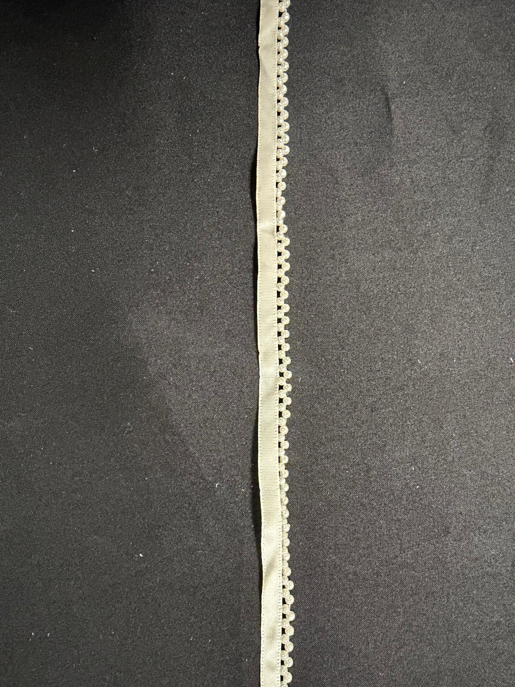 Elfenbeinperlenkante - T925