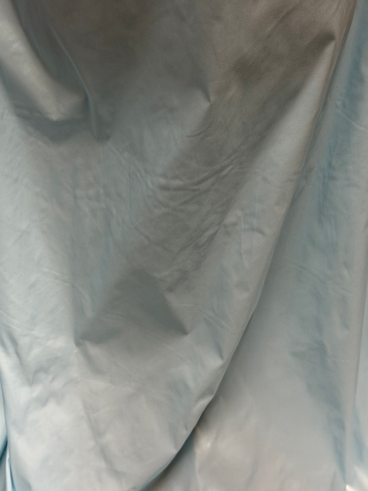 Eisblaues Polyester-Taft - P75