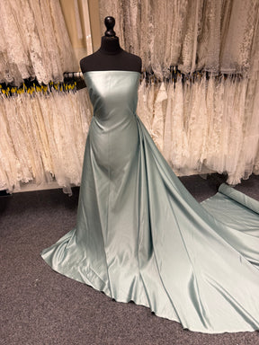 Nebelgrüner Polyester-Duchess-Satin - P42