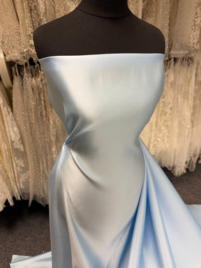 Pulverblaues Polyester-Duchesse-Satin - Contessa