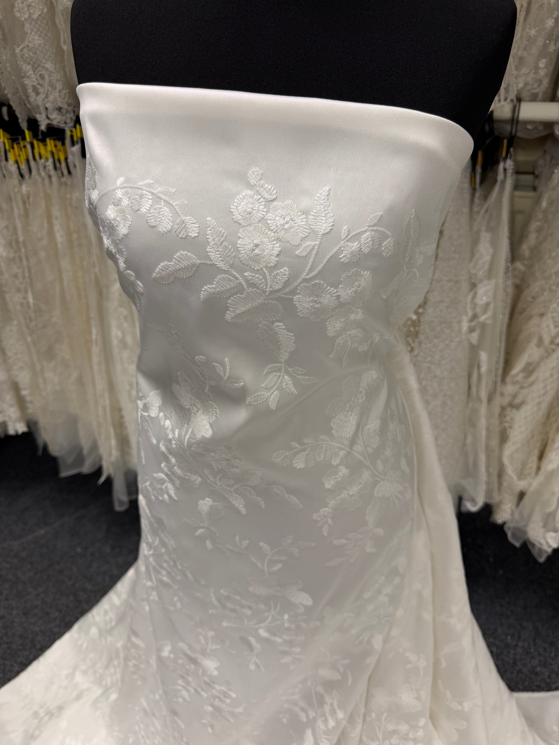 Ivory Embroidered Mikado - Tamsato