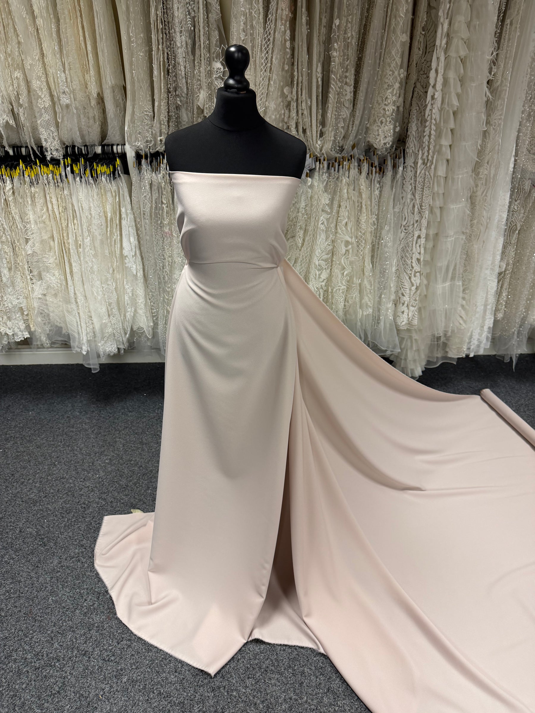 Dunkelrosa M/Wt Poly Crepe - P59