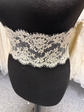 Ivory Corded Chantilly Lace Trim - Adina