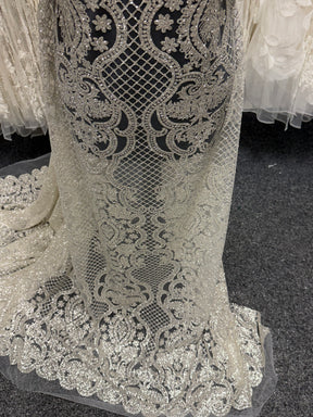 Elfenbeinfarbener, glitzernder Gittertüll – Billie (CF)