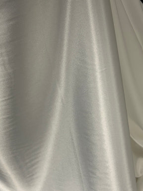 Hellelfenbeinfarbener Stretch-Satin - PB1006