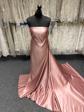 Polyester-Duchesse-Satin in Antikrosa - Contessa