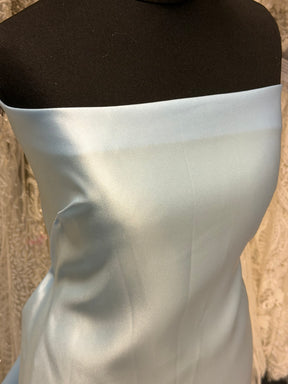 Hellblaues Polyester-Duchesse-Satin – Contessa