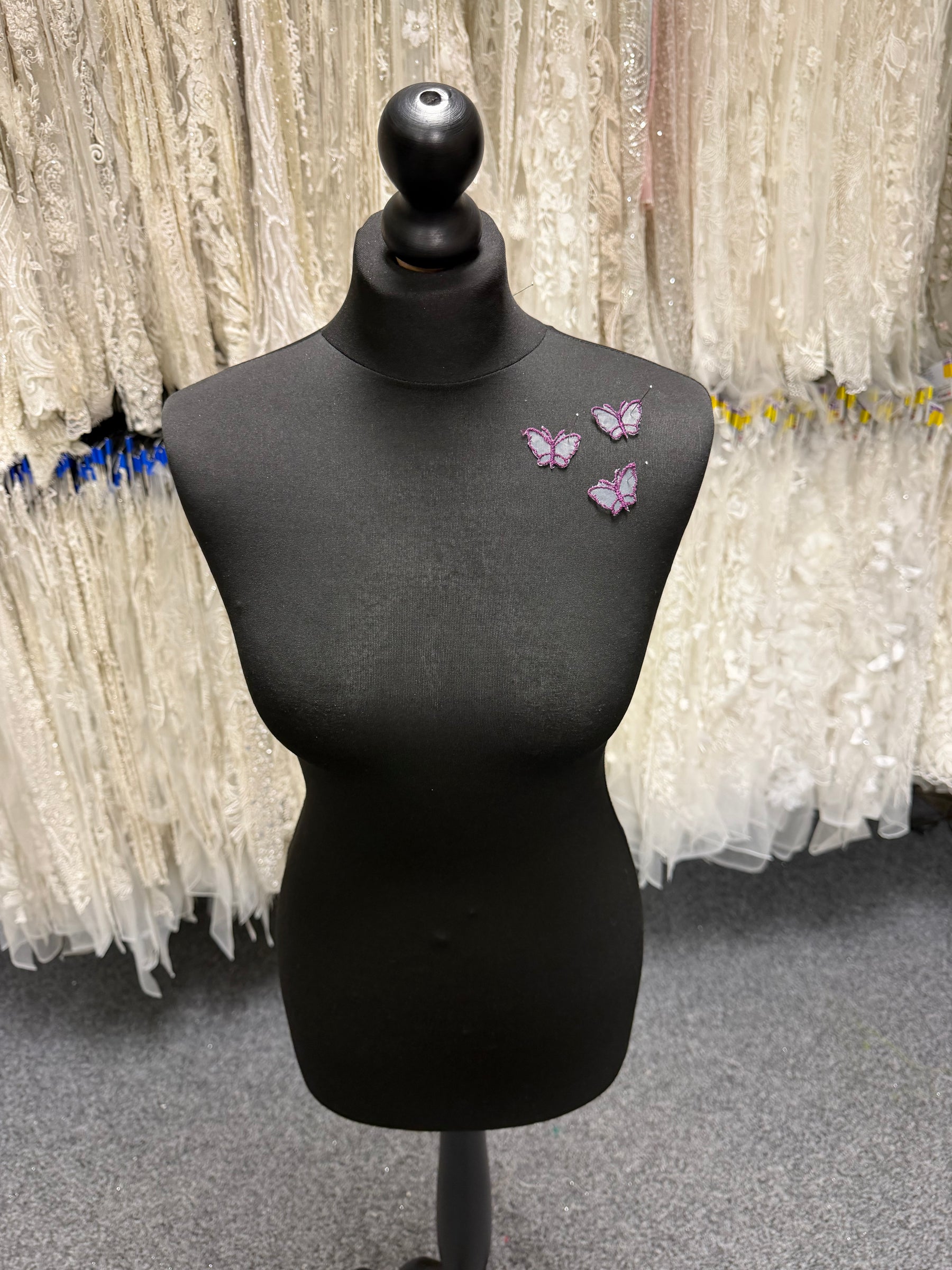Lila Schmetterlingsapplikation - M1