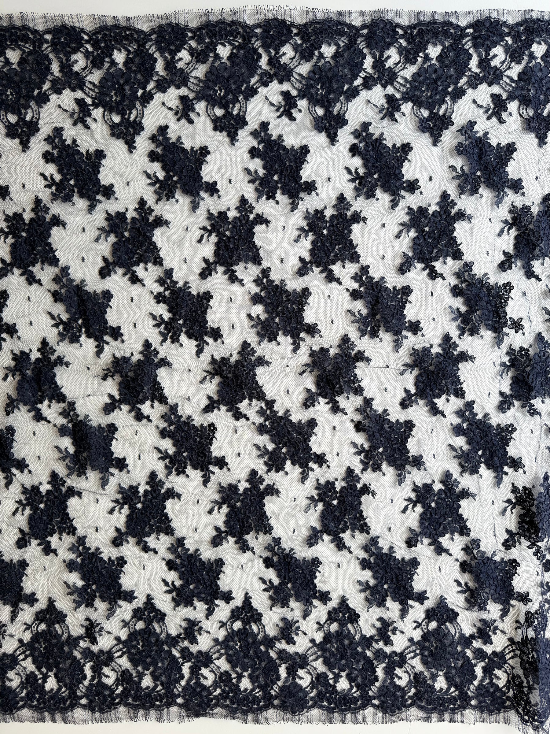 Marineblau Kordel-Chantilly-Spitze - P237