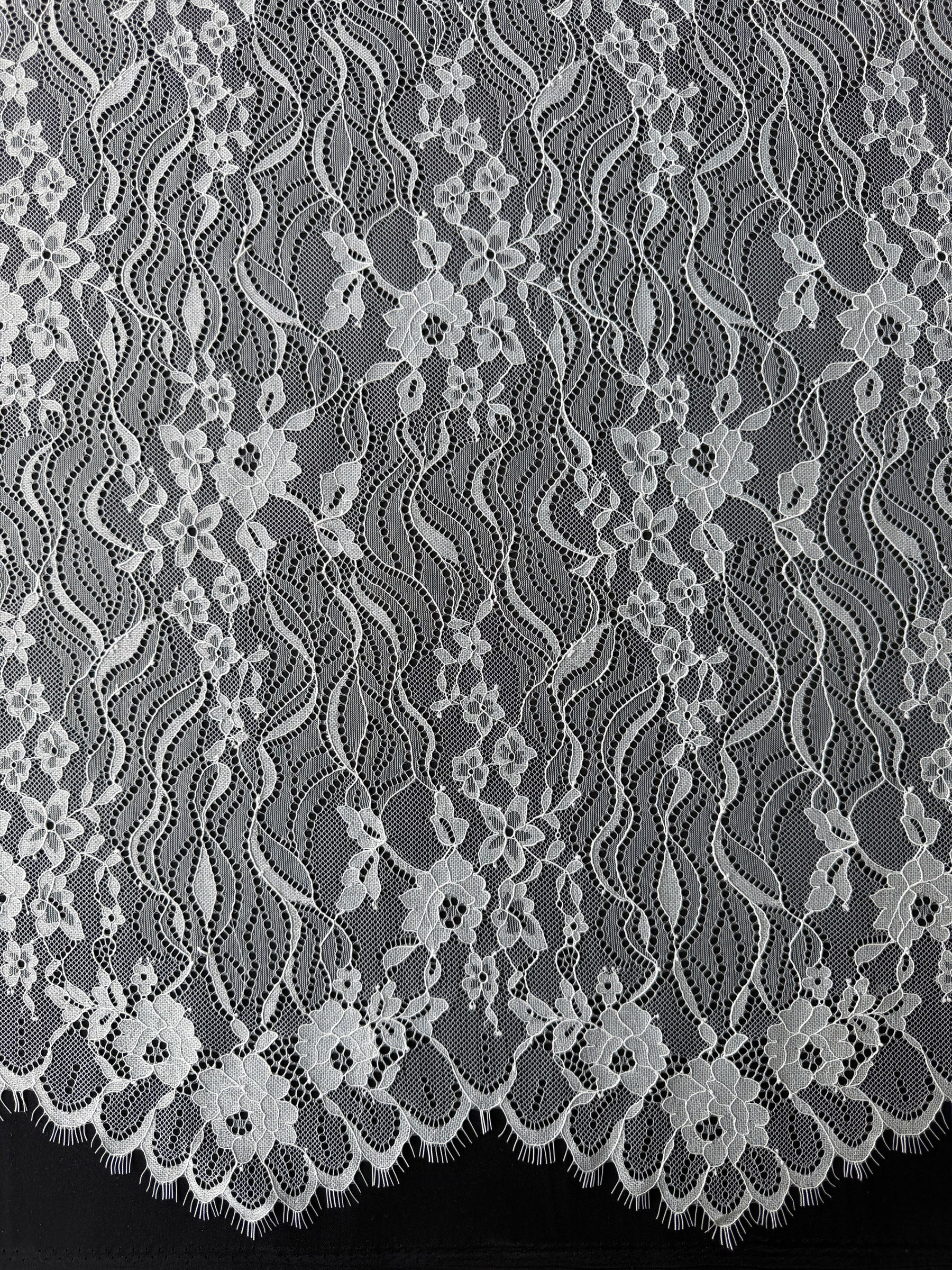 Elfenbein Spitze - LA1009